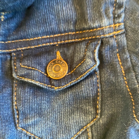 Cat & Jack snap up denim jacket size 12 months - Picture 5 of 5